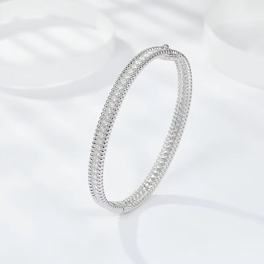 Custom Luxury 18K White Gold Plated 925 Sterling Silver VVS Moissanite Bracelet Bangle Exclusive Jewelry for Women